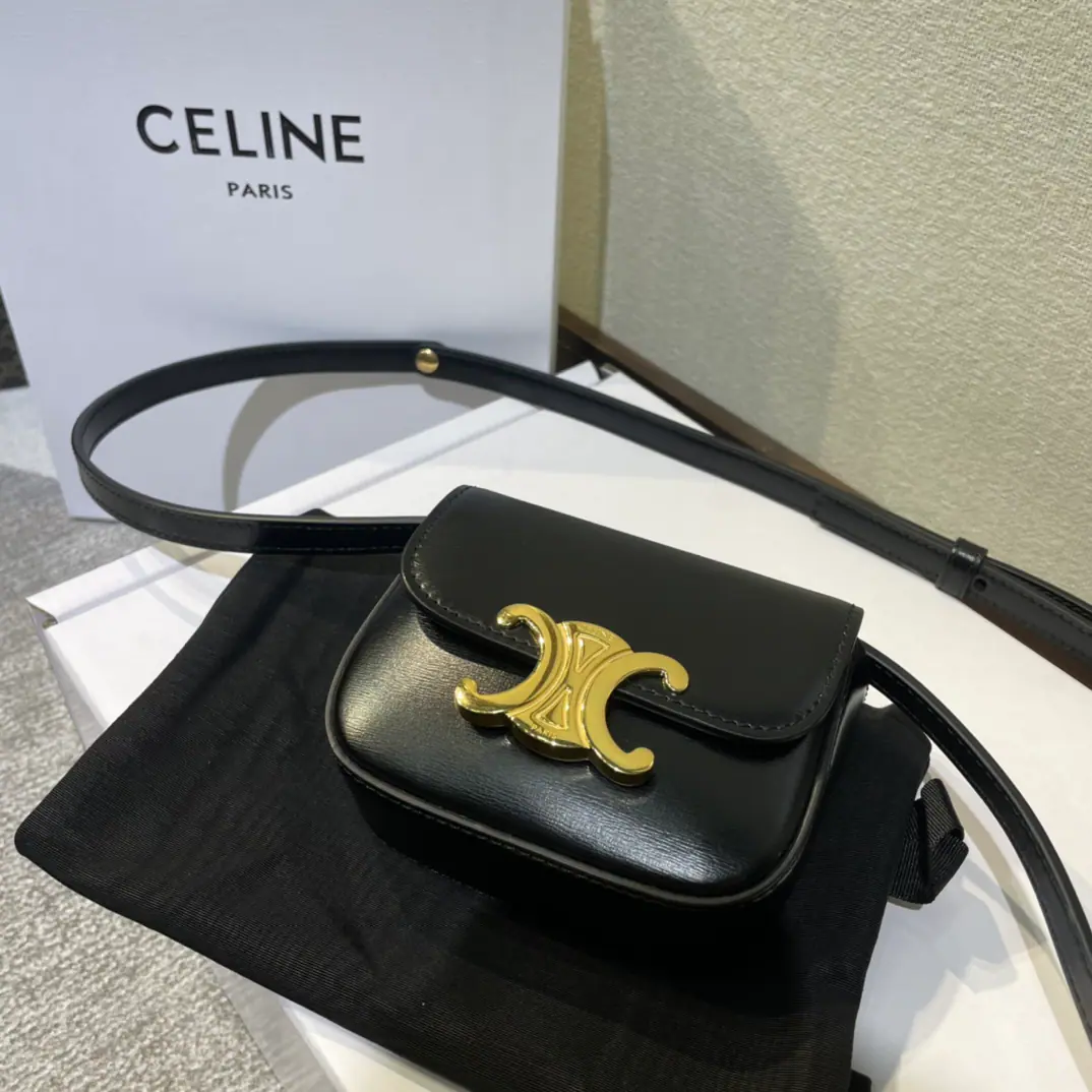 （All steel hardware.） 💋 CELINE2022 Newmini（Headphones.）CThe year's home comes out of a little bag but this seasonCline miniBut love is a love that will be, Though little tolerance is not so much., But the face is a violent attack., Cute assault is not generous., The shoulder belt is fine., The rate of return is 100%., Mostly tall ones.🉑️The capacity can be filled with lipstick., Pizza., Key number.: 101512 Black Gold. Dimensions: 11×4×8