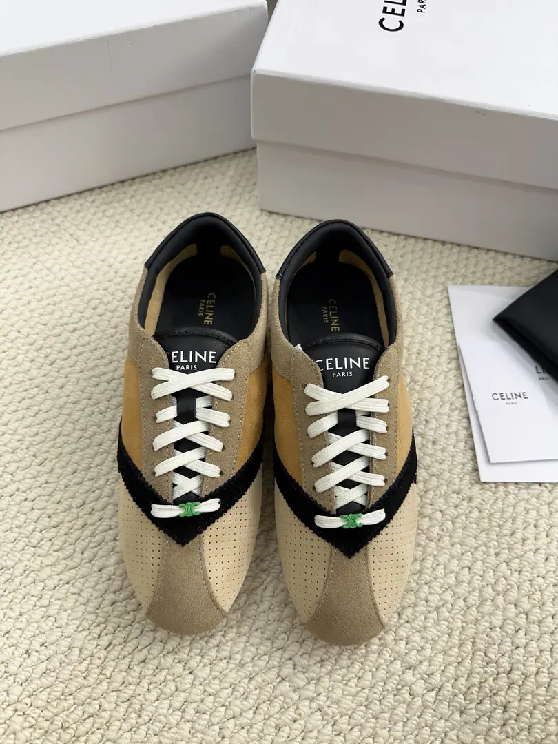 Celin*✨2026New retro-decord shoes., The Retro., It's a good time., It's a big-ass thing., I'm feeling a lot of feet., Gossip Girl.➕Technical fabric, In the sheep's skin., Puppets are sliding down the bottom., Codes: 35-39#（40#I'll make sure I don't change it.）