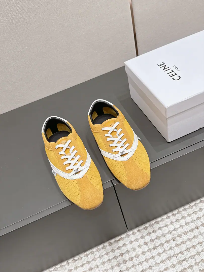 Requisition level Celine 26/Slim's new money. Leisure shoes, sports shoes. A pair of shoes full of street feelings., NewestCIt's a great design. This shoe has its own unique design. The leather shoes are very well-dressed., I'm a man of my own., Don't make a single., Side with back.LOGOMake him simple and not discomfortous.,A perfect pair of white shoes.~~ Fabulous.: High-swiss-lighted cow revelry. Uchi.: Lamb skin. Otsumi!: Original modeling slide-proof rubber floor Size: #35-41（40 41I'll make sure I don't change it.）