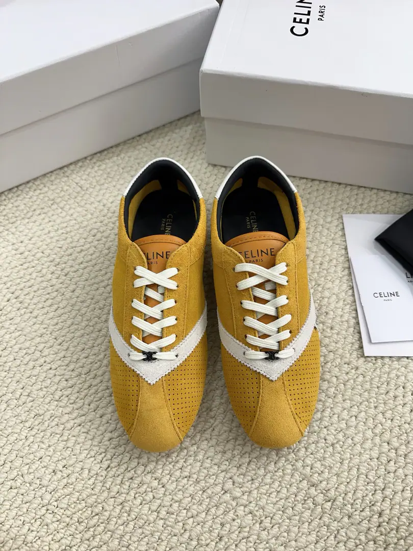 Celin*✨2026New retro-decord shoes., The Retro., It's a good time., It's a big-ass thing., I'm feeling a lot of feet., Gossip Girl.➕Technical fabric, In the sheep's skin., Puppets are sliding down the bottom., Codes: 35-39#（40#I'll make sure I don't change it.）