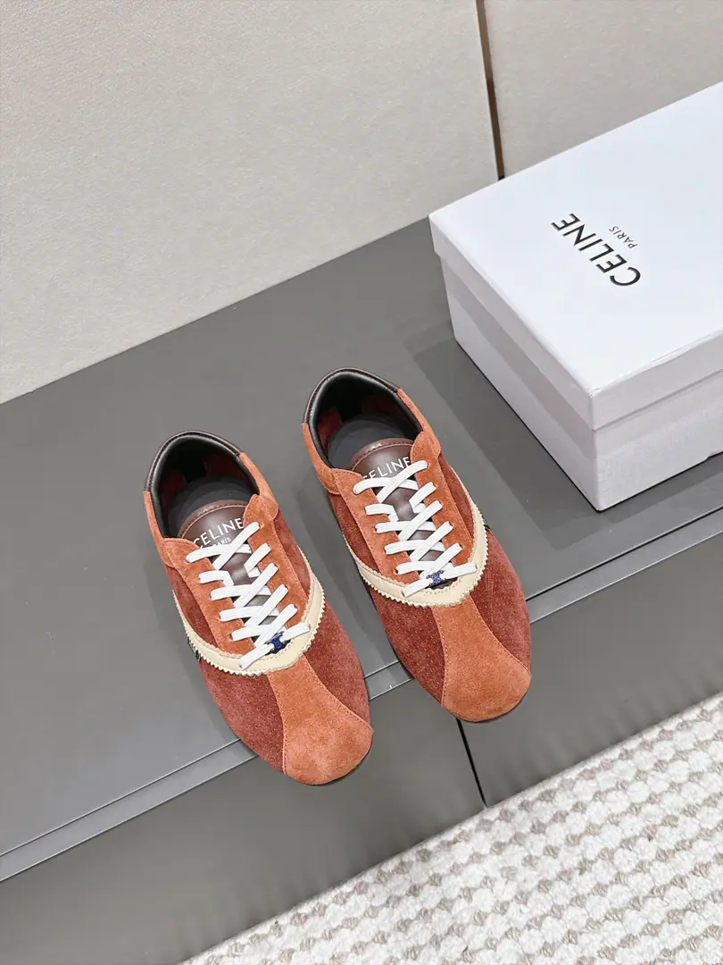 Requisition level Celine 26/Slim's new money. Leisure shoes, sports shoes. A pair of shoes full of street feelings., NewestCIt's a great design. This shoe has its own unique design. The leather shoes are very well-dressed., I'm a man of my own., Don't make a single., Side with back.LOGOMake him simple and not discomfortous.,A perfect pair of white shoes.~~ Fabulous.: High-swiss-lighted cow revelry. Uchi.: Lamb skin. Otsumi!: Original modeling slide-proof rubber floor Size: #35-41（40 41I'll make sure I don't change it.）