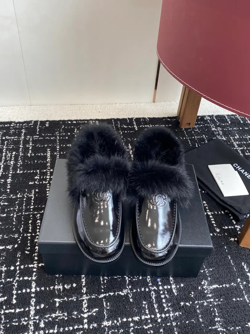 Requisition level（⚠️Synchronise Action✈️Box） Chanel 25ss Kaori! New paragraph Ferret hair. Little Liam Foo shoes. Single shoes, autumn winter. The Han family must have money to pay for it. The goddess series., I'm a great lady with a fragrant character., It's super patient., It's too hard to resist., Hearts.ing…… Shoe.: Imports, skins Imported cow skins Original Open-Fixing hardwarelogo Uchi.: Imported mink fur Otsumi!: Italy is a big-ass country. Size: #35-41（40 41 I'll make sure I don't change it.）