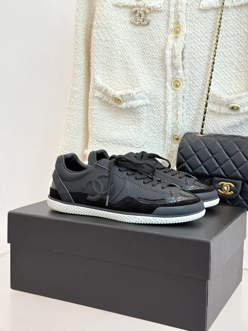 🏧𝗖𝗛𝗔𝗡𝗘𝗟A top sports and leisure shoe. Top-level requisitioncocoGirls must go., You can always trust Yang's eyes.！ The original shoe face custom-made cow skin. Importing air-for-sheep skin comforts. Original rubber sliderTPUOtsumi! Size35-41 [40.41Do it.]