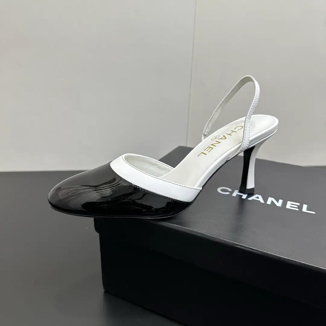 🍌🍌 CHANELXiao Fixie is a little bit of a swirling-up-up-hung-hung-hung-hung-hung-hung-hung-hung-hung-hung-hung-hung-hung-hung-hung-hung-hung-hung Classic hit color combination with branding., The skin is full of head.~ Multi-coloured design is so good and soaking., The rough and the shape are elegant and smooth., The back tripod is fit for the foot., Daily commute/It's all right for the date., I feel so soft.！ Fabulous.: ♪ Painted skins to pick up the sheep, The inside sheep., That's a little skin., He's tall.7cm 35-39（40.41Freeze!）