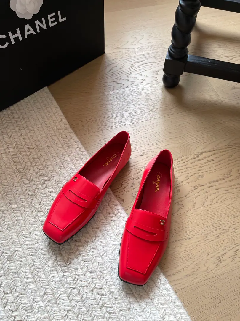 Chanel New doubles.CLeFlell Shoes.！ Top Version！We'll have to sell it first. Shoe-faced cow skin. It's a little sheep's skin inside. That's a big one. Codes: 34-41「34 40 41Customize or not change」