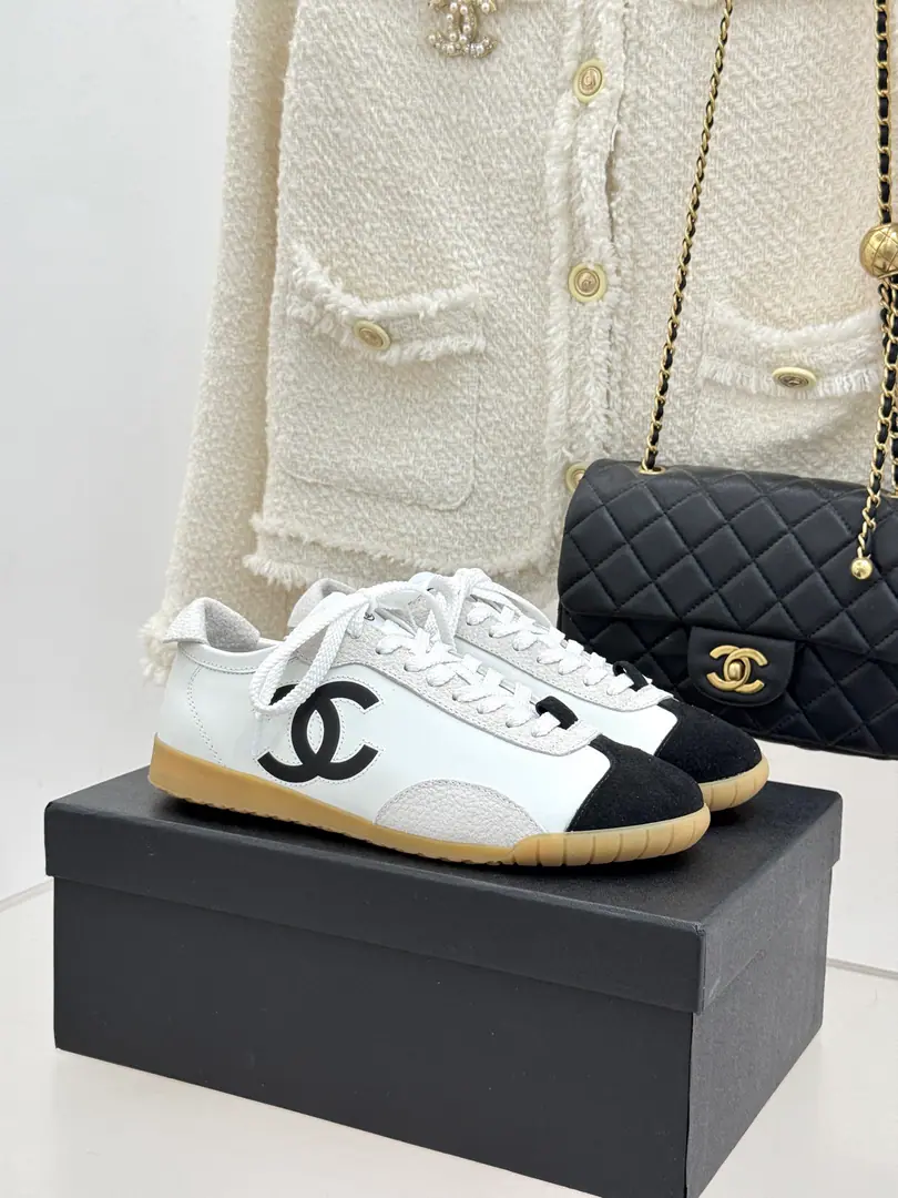 🏧𝗖𝗛𝗔𝗡𝗘𝗟Leisure sports. Shoes face customize calf skins with original The insides are all sheep's skin. Original Opener CustomTPUOtsumi! Size: 35-41 [40.41Custom]