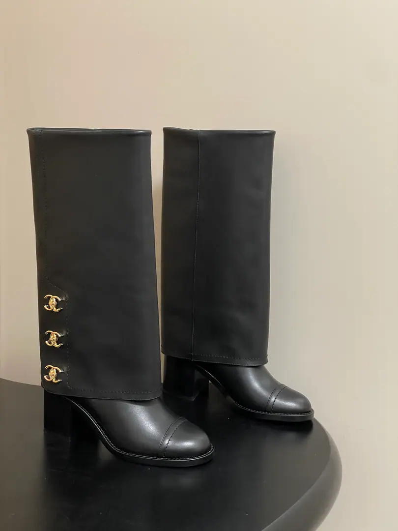 Autumn and winter money.Chanel 25AKaori! DoubleCButtons over boots./Boots. ♪ With a big pair of boots and boots and a straight boots ♪ It's really amazing. It's really, really, really, really, really, really, really, really, really, really, really, really, really, really, really, really, really, really, really, really, really, really, really, really, really, really, really, really, really, really, really, really, really, really, really, really, really, really, really, really, really, really, really, really, really, really, really, really, really, really, really, really, really, really, really, really, really, really, really, really, really, really, really, really, really, really, really, really, really, really, really, really, really, really, really, really, really, really, really, really, really, really, really, really, really, really, really, really, really, really, really, really, really, really, really, really, really, really, really, really, really, really, really, really, really, really, really, really, really, really, really, really, really, really, really, really, really??, really, really, really, really, really, really, really???！These pants and boots really fit in the fall. It's a great foot., It's not like the long legs.！！！I'm not blowing the leg off if I put it on. It's a little over-sized. It's so qualitative.！There's no one in the favorite shoes in the recent past.！Please.！You really need to be ready.～You can wear a high-quality combination.！ I'll bring you a kill-killer. The fashion is always ahead of the others. Another piece of the Invincible.yyds！ Shoe.: Bullskins. Inside, put your feet on the inside.: Lamb skin. He's tall.: 7cm Shoes under the sole.: Italy is a big-ass country. Codes: 35-39（40.41.42I'll make sure I don't change it.）