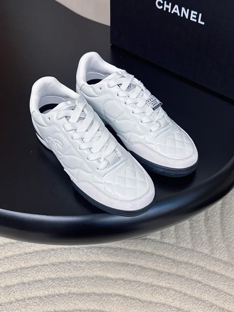 🔶The big factory.🔶 CHANEL Latest The diamond-gring. Leisure Sports shoes Shoes. Baseball shoes. - Tetsu. 𝐏𝐫𝐨𝐝𝐮𝐜𝐭 𝐝𝐞𝐭𝐚𝐢𝐥𝐬· 🔺Fabulous.: Lamb skin. 🔺Uchi.: Lamb skin. 🔺Huge: 2.5cm 🔺Shoes under the sole.: Original version to open 🔺Size: 35-41（41Custom without re-offer） Price: 【Packet of aircraft boxes】