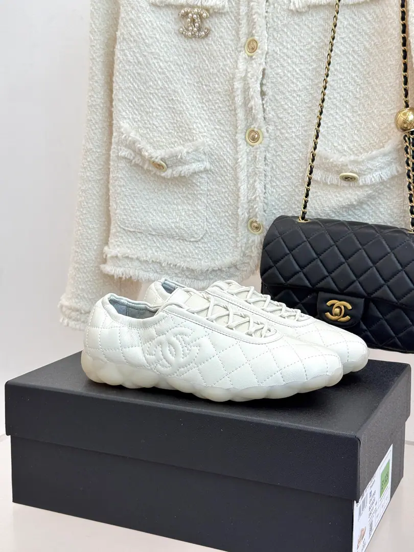 🏧𝗖𝗛𝗔𝗡𝗘𝗟New doubles.C Drigg's leisure shoes. Shoes face-to-face customized leather as it was The insides are all sheep's skin. Original Opener CustomTPUOtsumi! Size: 35-41 [40.41Custom]
