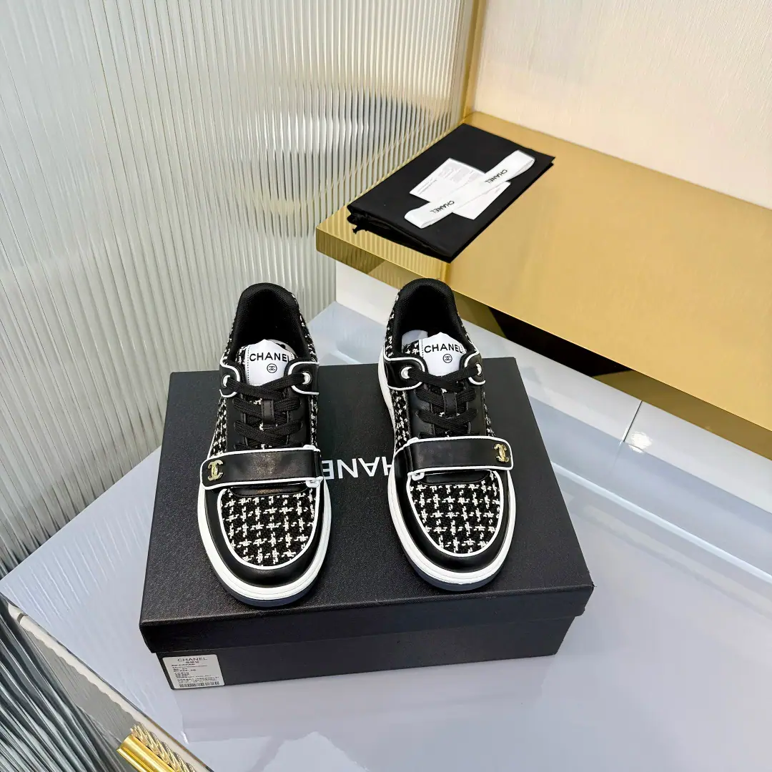 High Version CHANELChanel's new panda shoes. Chanel.2025ssHot panda shoes.🐼Slab shoes with thick bottoms and leisure shoes Synchronize cabinets The counter is really hot. A very difficult shoe to buy. The thickest panda shoes on the net. I can't miss it. The color value is cozy. Jane's got about 100 white shoes. It's a big, fat, fat, fat, fat, fat, fat, fat, fat, fat, fat, fat, fat, fat, fat, fat, fat, fat, fat, fat, fat, fat, fat, fat, fat, fat, fat, fat, fat, fat, fat, fat, fat, fat, fat, fat, fat, fat, fat, fat, fat, fat, fat, fat, fat, fat, fat, fat, hot, hot, hot, hot, hot, hot, hot, hot, hot, hot, hot, hot, hot, hot, hot, hot, hot, hot, hot, hot, hot, hot, hot, hot, hot, hot, hot, hot, hot, hot, hot, hot, hot, hot, hot, hot, hot, hot, hot, hot, hot, hot, hot, hot, hot, hot, hot, hot., Close your eyes.😍Who's gonna look good in that? Shoe.: Cowskin. Uchi.: Imports of sheep's skin Otsumi!: TPUOriginal Base Codes: 35-40（41 Do it. Get it now.👉