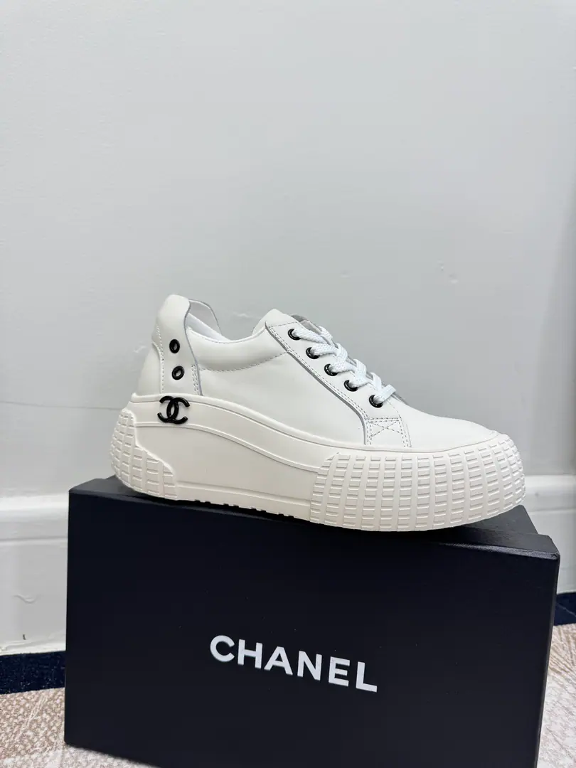 Size: Female35-41 -Acquainted bread shoes., Make old dirty shoes. ～Original calf-skin panda shoes. Chanel Chanel. 25C The latest blast. Panda. Black & White Sports shoes Leisureboard shoes Kaori! Explosive. Classic Black & White Pandas are colored. cocoGirls need to be paid. Fabulous.: Original customizes mixed sheep skins Uchi.: The original imported air network. Otsumi!: Original model rubber+TPUGroup