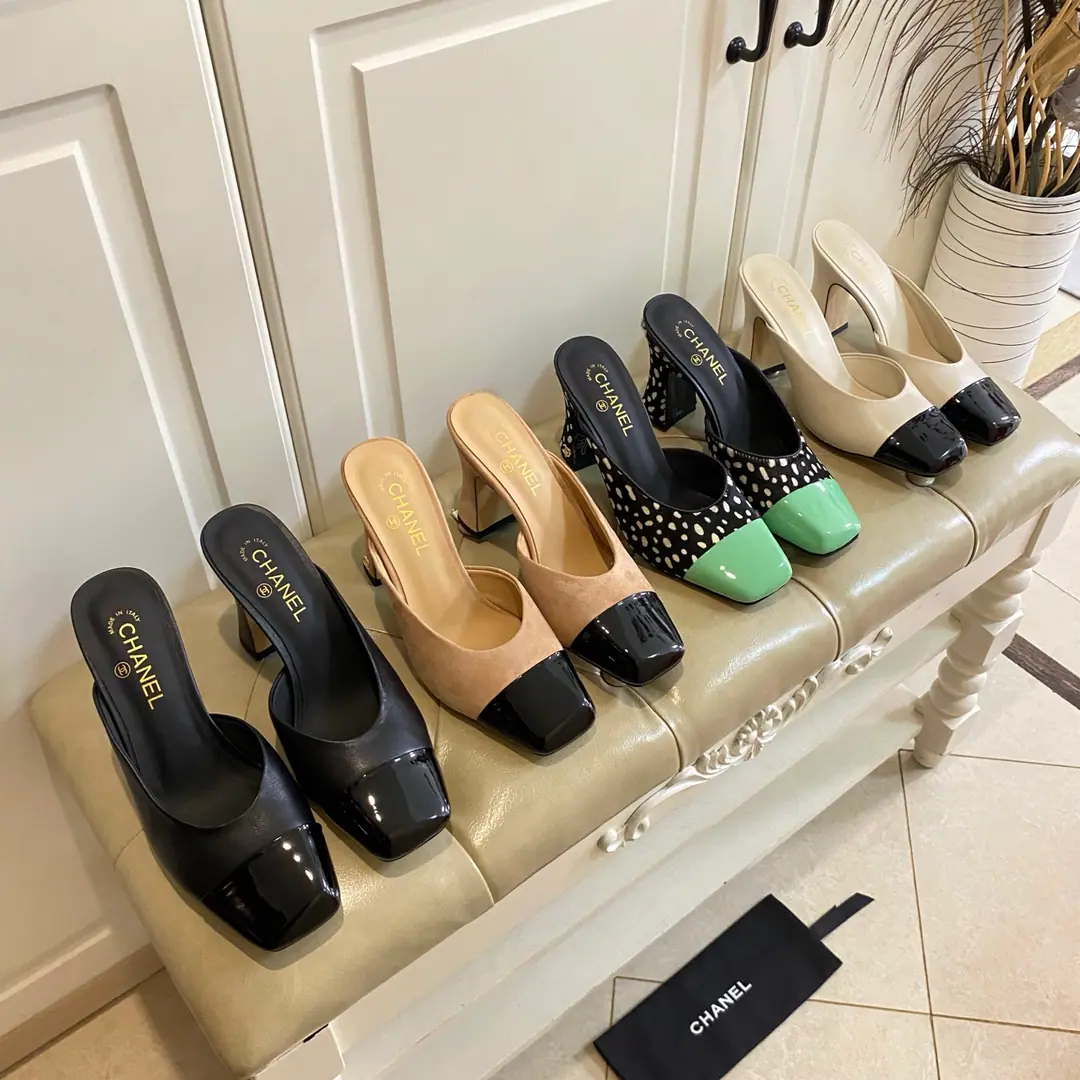 Plant price Leather., Margarita., Chanel.Chanel New paragraph, Margarita./Lamb skin./- The sheep. The noodles., In the sheep's skin., That's a big one., 35-39Code(40, 41, 42It's a code that doesn't change.)