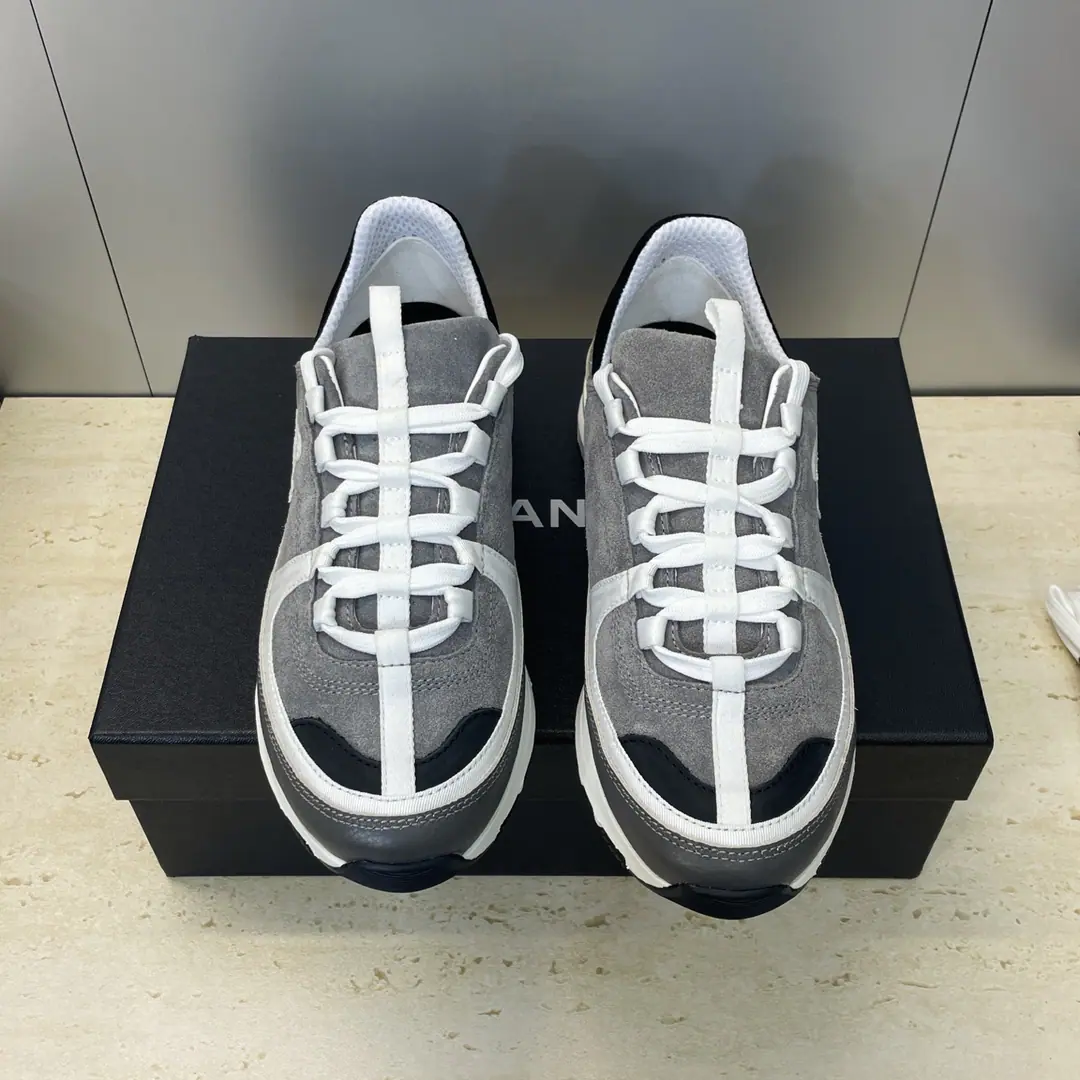Plant prices CHANEL Chanel.2026The new jelly in early spring with the Agan's leisure shoes. It's a little letter.logoA thick, round-headed, color-a-motion-a-patty-a-boom-a-boom. Material:I'll import a cow's skin on my shoe./Import sheep, skin.+Environmentally friendly airnet eye-opening+Watered sheep's skin and feet.+Double LayerTPU- The bubble. Size:35-42(40.41.42Custom without re-offer)