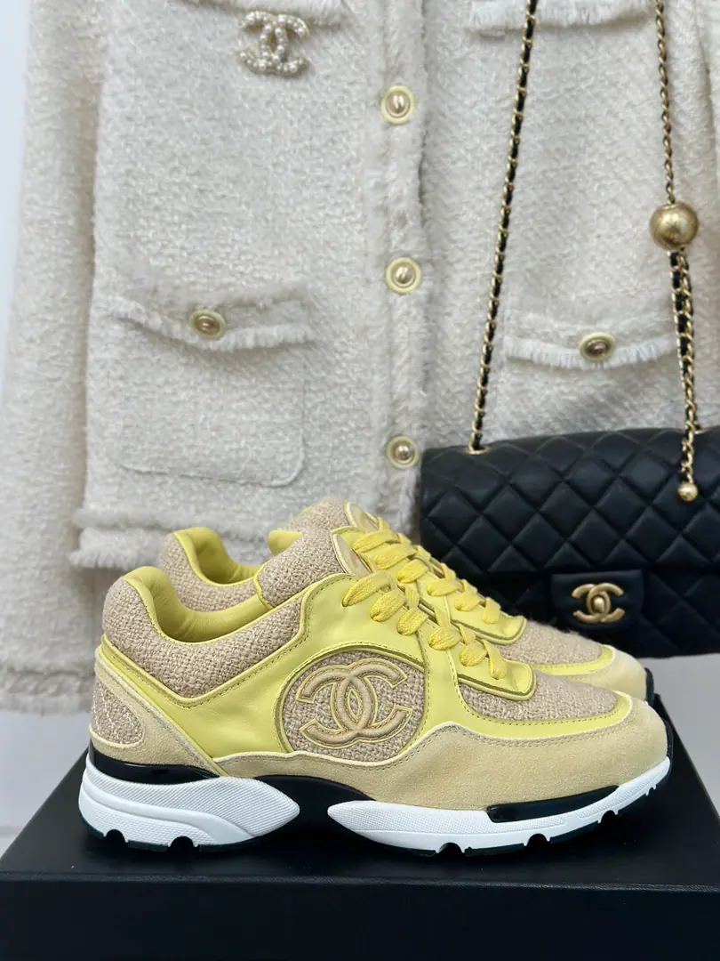 🏧𝗖𝗛𝗔𝗡𝗘𝗟The latest Panda Sports Recreational Shoes. Four seasons. The upper foot is softer and more comfortable.~ A beautiful dress., The whole shoe is light., The upper leg second becomes the length of the leg.🤙🏿 Fashion webcloths&Skins of a stump.&Cows are counter-feat. It's in the air.+Imported sandwich airnets OriginalTpuBottom Good bounce.💃 Size35−41 [40.41Make a reservation.]