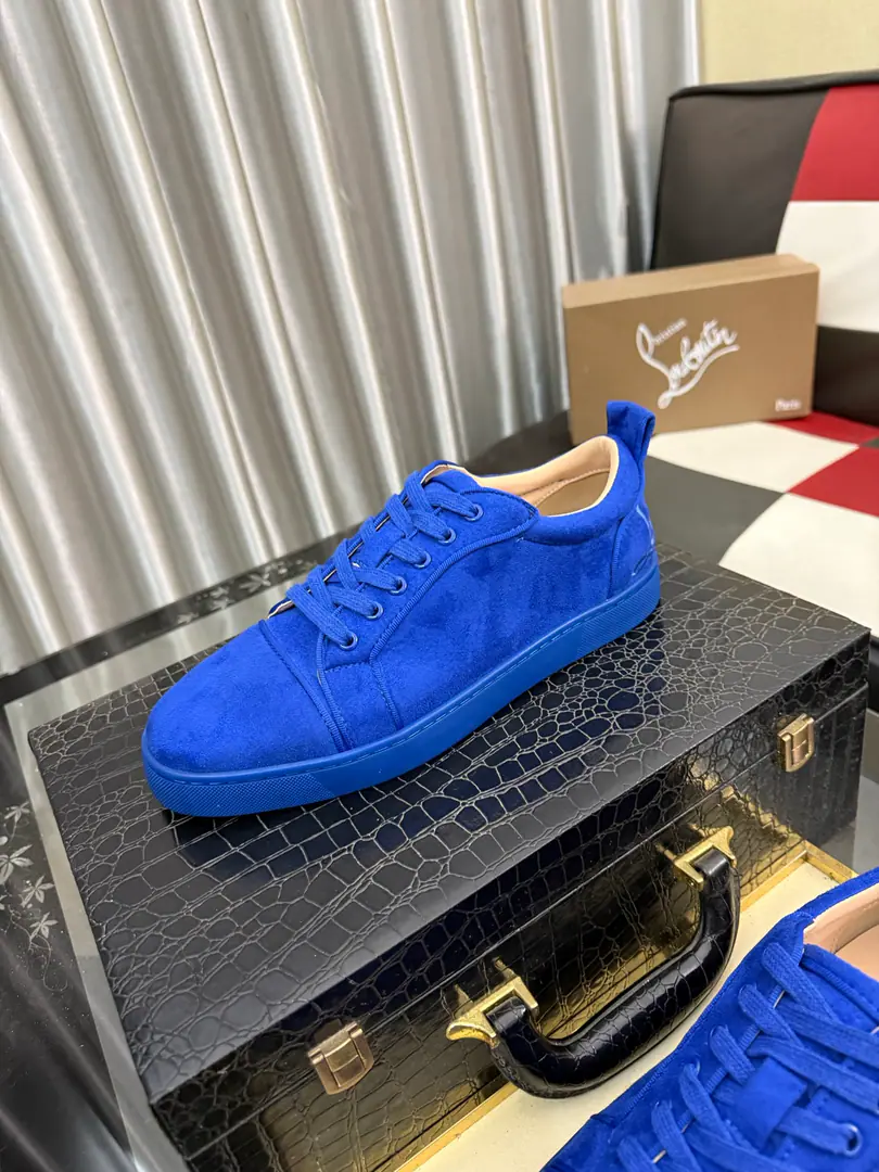 Get out of the factory.⌚️⌚️christian louboutin（CLRed bottom shoes.）Counter Series, Leisureboard shoes📢 📢 📢 The exclusives are released.🎈🎈💪Active emulsion pad foot👻The finish line.[- You're so proud of yourself.]😝The original import is really leather., Top-level originals in the leather, Original OpentpuOtsumi!, Original1:1Details, Original shoes,, Codes: 38-44