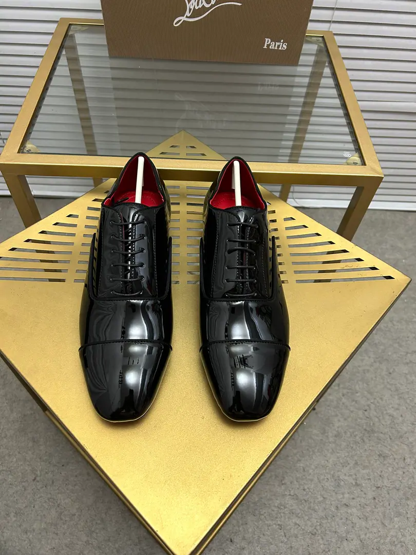 (Make a deal.)Get out of the factory.. christian louboutin（CLRed bottom shoes.）Counter Series, Couples' leisure shoes.📢 📢 📢 The exclusives are released.🎈🎈💪Active emulsion pad foot👻The finish line.[- You're so proud of yourself.]😝Women35-40#Men38#-46,Global supply😝 【Top】: The original import is really leather., Top-level originals in the leather, Original OpentpuOtsumi!, Original1:1Details, Original shoes,