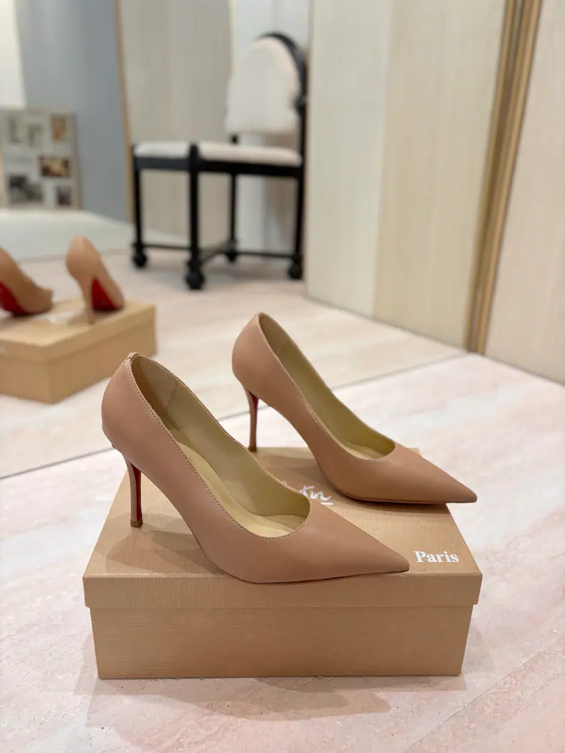 Plant price 𝐶ℎ𝑟𝑖𝑠𝑡𝑖𝑎𝑛 𝐿𝑜𝑢𝑏𝑜𝑢𝑡𝑖𝑛Red bottom heights and series.🍷🍷 Painted skin. Single shoes.（Classic.） The texture stubble is wearing the style of Baltha. It's a lot softer in the quality skin., You're a skinny man., Put on the length of the limara leg.～♪ The depths ♪, It's a good insight.! Walk, - Let's go.. Customized, ♪ The sculptor ♪ The bright face brings bright light.,. ♪ Shining the enchanted red bottom ♪, ♪ Write the fragrant romance ♪！ 【Material】 ✅Uchi.: In the sheep's skin. ✅Otsumi!: The original is really a big one. ✅Colours: Come to color the card. ✅Codes: 34-42 (34.40.41.42No re-election.） ✅He's tall.: 10.5cm