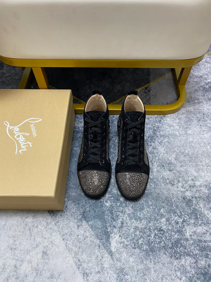 Get out of the factory.. christian louboutin（CLRed bottom shoes.）The cabinet's a nail-cracker series., Couples' leisure shoes.📢 📢 📢 The exclusives are released.🎈🎈💪Active emulsion pad foot👻The finish line.[- You're so proud of yourself.]😝Women35-40#Men38#-46,Global supply😝 【Top】: The original imported cow-shoes., Top-level originals in the leather, Original OpentpuOtsumi!, Original1:1Details, Original shoes,, A lot of spot supplies.