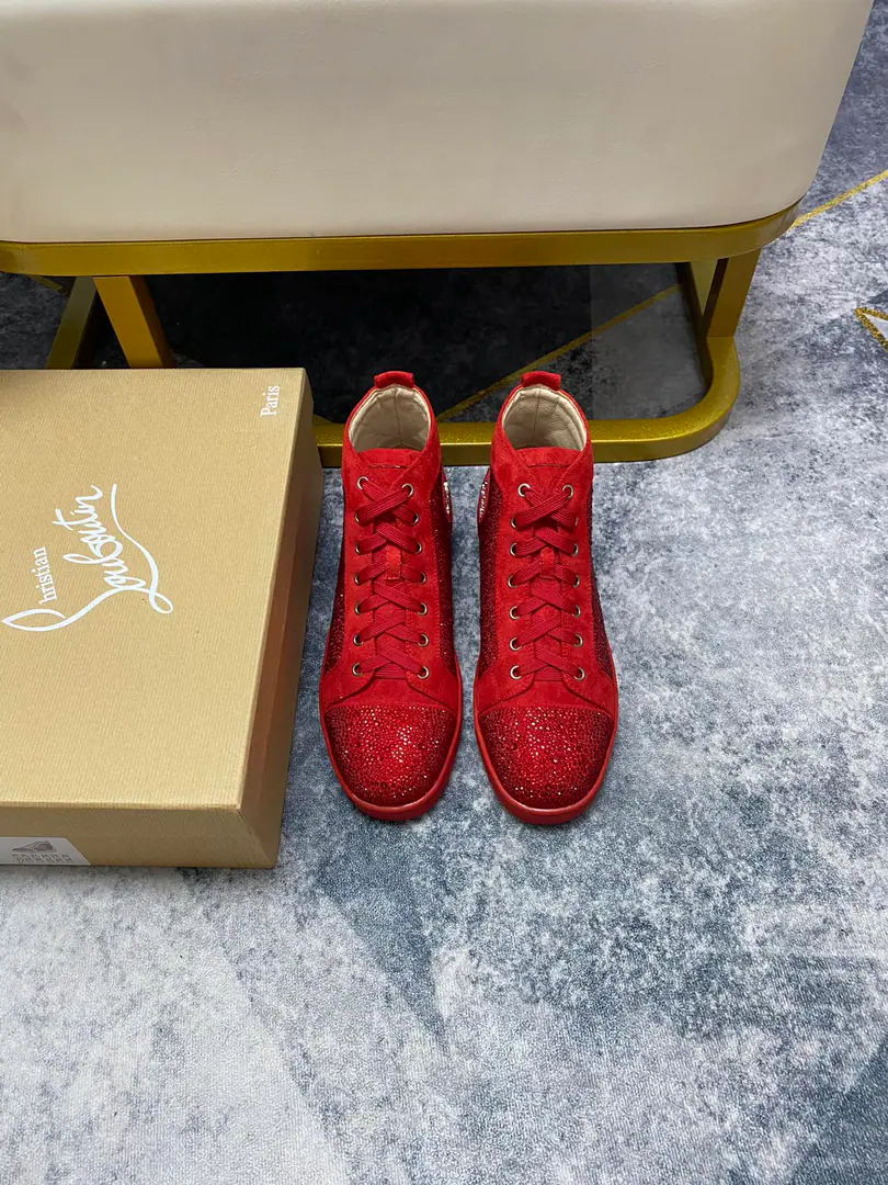 Get out of the factory.. christian louboutin（CLRed bottom shoes.）The cabinet's a nail-cracker series., Couples' leisure shoes.📢 📢 📢 The exclusives are released.🎈🎈💪Active emulsion pad foot👻The finish line.[- You're so proud of yourself.]😝Women35-40#Men38#-46,Global supply😝 【Top】: The original imported cow-shoes., Top-level originals in the leather, Original OpentpuOtsumi!, Original1:1Details, Original shoes,, A lot of spot supplies.