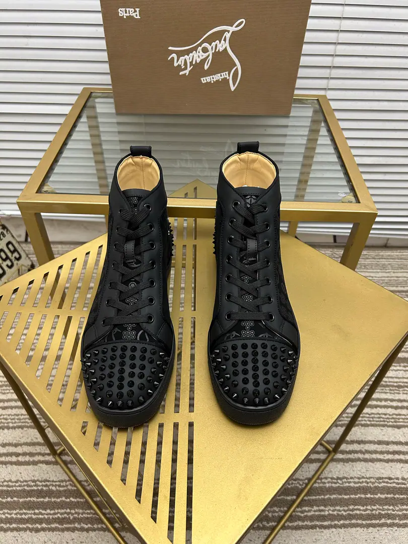 (Make a deal.)Get out of the factory.. christian louboutin（CLRed bottom shoes.）Counter Series, Couples' leisure shoes.📢 📢 📢 The exclusives are released.🎈🎈💪Active emulsion pad foot👻The finish line.[- You're so proud of yourself.]😝Women35-40#Men38#-46,Global supply😝 【Top】: The original import is really leather., Top-level originals in the leather, Original OpentpuOtsumi!, Original1:1Details, Original shoes,
