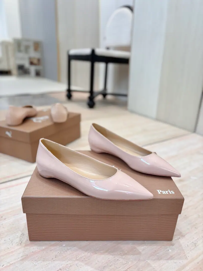 Plant price 𝐶ℎ𝑟𝑖𝑠𝑡𝑖𝑎𝑛 𝐿𝑜𝑢𝑏𝑜𝑢𝑡𝑖𝑛Red bottom heights and series.🍷🍷 Painted skin. Single shoes.（Classic.） The texture stubble is wearing the style of Baltha. It's a lot softer in the quality skin., You're a skinny man., Put on the length of the limara leg.～♪ The depths ♪, It's a good insight.! Walk, - Let's go.. Customized, ♪ The sculptor ♪ The bright face brings bright light.,. ♪ Shining the enchanted red bottom ♪, ♪ Write the fragrant romance ♪！ 【Material】 ✅Uchi.: In the sheep's skin. ✅Otsumi!: The original is really a big one. ✅Colours: 11Colour. Come to color the card. ✅Codes: 34-42 (34.40.41.42No re-election.） ✅He's tall.: Floor