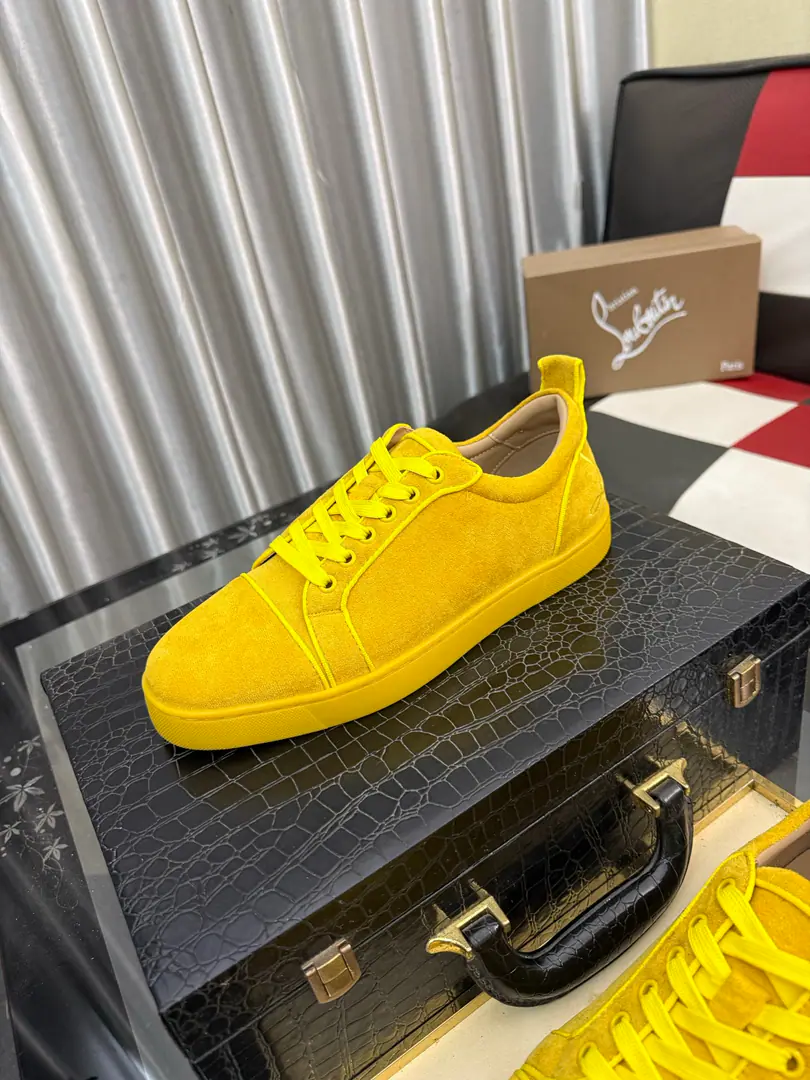 Get out of the factory.⌚️⌚️christian louboutin（CLRed bottom shoes.）Counter Series, Leisureboard shoes📢 📢 📢 The exclusives are released.🎈🎈💪Active emulsion pad foot👻The finish line.[- You're so proud of yourself.]😝The original import is really leather., Top-level originals in the leather, Original OpentpuOtsumi!, Original1:1Details, Original shoes,, Codes: 38-44