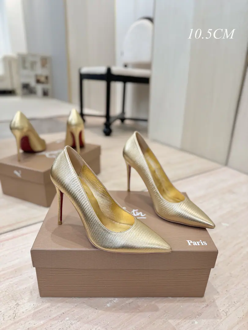 Plant price 𝐶ℎ𝑟𝑖𝑠𝑡𝑖𝑎𝑛 𝐿𝑜𝑢𝑏𝑜𝑢𝑡𝑖𝑛Red bottom heights and series.🍷🍷 Single shoes.（Classic.） The texture stubble is wearing the style of Baltha. It's a lot softer in the quality skin., You're a skinny man., Put on the length of the limara leg.～♪ The depths ♪, It's a good insight.! Walk, - Let's go.. Customized, ♪ The sculptor ♪ ♪ Shining the enchanted red bottom ♪, ♪ Write the fragrant romance ♪！ 【Material】 ✅Uchi.: In the sheep's skin. ✅Otsumi!: The original is really a big one. ✅Colours: 19Colour. Come to color the card. ✅Codes: 34-42 (34.40.41.42No re-election.） ✅He's tall.: 10.5cm ✅It's a flat level., 6.5-8.5cm