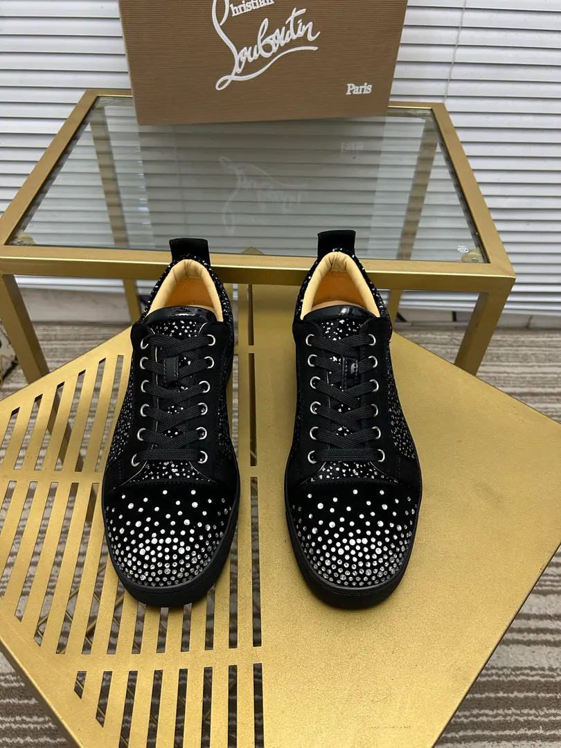(Make a deal.)Get out of the factory.. christian louboutin（CLRed bottom shoes.）Counter Series, Couples' leisure shoes.📢 📢 📢 The exclusives are released.🎈🎈💪Active emulsion pad foot👻The finish line.[- You're so proud of yourself.]😝Women35-40#Men38#-46,Global supply😝 【Top】: The original import is really leather., Top-level originals in the leather, Original OpentpuOtsumi!, Original1:1Details, Original shoes,