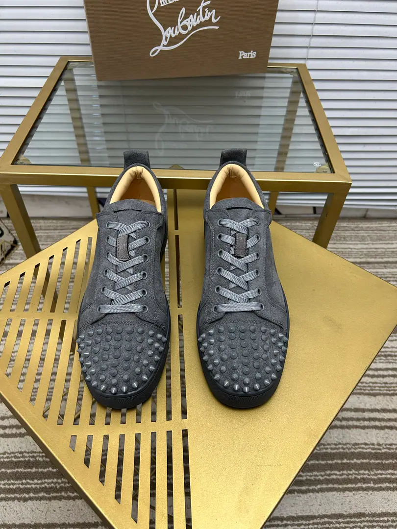 (Make a deal.)Get out of the factory.. christian louboutin（CLRed bottom shoes.）Counter Series, Couples' leisure shoes.📢 📢 📢 The exclusives are released.🎈🎈💪Active emulsion pad foot👻The finish line.[- You're so proud of yourself.]😝Women35-40#Men38#-46,Global supply😝 【Top】: The original import is really leather., Top-level originals in the leather, Original OpentpuOtsumi!, Original1:1Details, Original shoes,