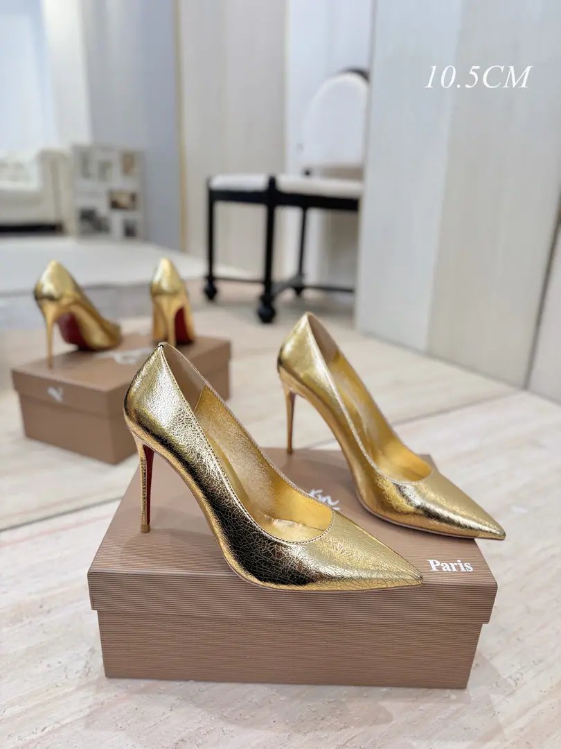 Plant price 𝐶ℎ𝑟𝑖𝑠𝑡𝑖𝑎𝑛 𝐿𝑜𝑢𝑏𝑜𝑢𝑡𝑖𝑛Red bottom heights and series.🍷🍷 Single shoes.（Classic.） The texture stubble is wearing the style of Baltha. It's a lot softer in the quality skin., You're a skinny man., Put on the length of the limara leg.～♪ The depths ♪, It's a good insight.! Walk, - Let's go.. Customized, ♪ The sculptor ♪ ♪ Shining the enchanted red bottom ♪, ♪ Write the fragrant romance ♪！ 【Material】 ✅Uchi.: In the sheep's skin. ✅Otsumi!: The original is really a big one. ✅Colours: 19Colour. Come to color the card. ✅Codes: 34-42 (34.40.41.42No re-election.） ✅He's tall.: 10.5cm ✅It's a flat level., 6.5-8.5cm