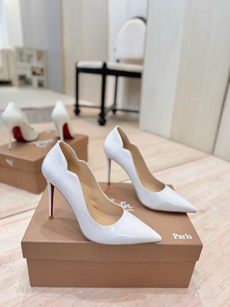 Plant price 𝐶ℎ𝑟𝑖𝑠𝑡𝑖𝑎𝑛 𝐿𝑜𝑢𝑏𝑜𝑢𝑡𝑖𝑛Red bottom heights and series.🍷🍷 Waves and shoes.（Classic.） The texture stubble is wearing the style of Baltha. It's a lot softer in the quality skin., You're a skinny man., Put on the length of the limara leg.～♪ The depths ♪, It's a good insight.! Walk, - Let's go.. Customized, ♪ The sculptor ♪ The bright face brings bright light.,. ♪ Shining the enchanted red bottom ♪, ♪ Write the fragrant romance ♪！ 【Material】 ✅Uchi.: In the sheep's skin. ✅Otsumi!: The original is really a big one. ✅Colours: 11Colour. Come to color the card. ✅Codes: 34-42 (34.40.41.42No re-election.） ✅He's tall.: 10.5cm
