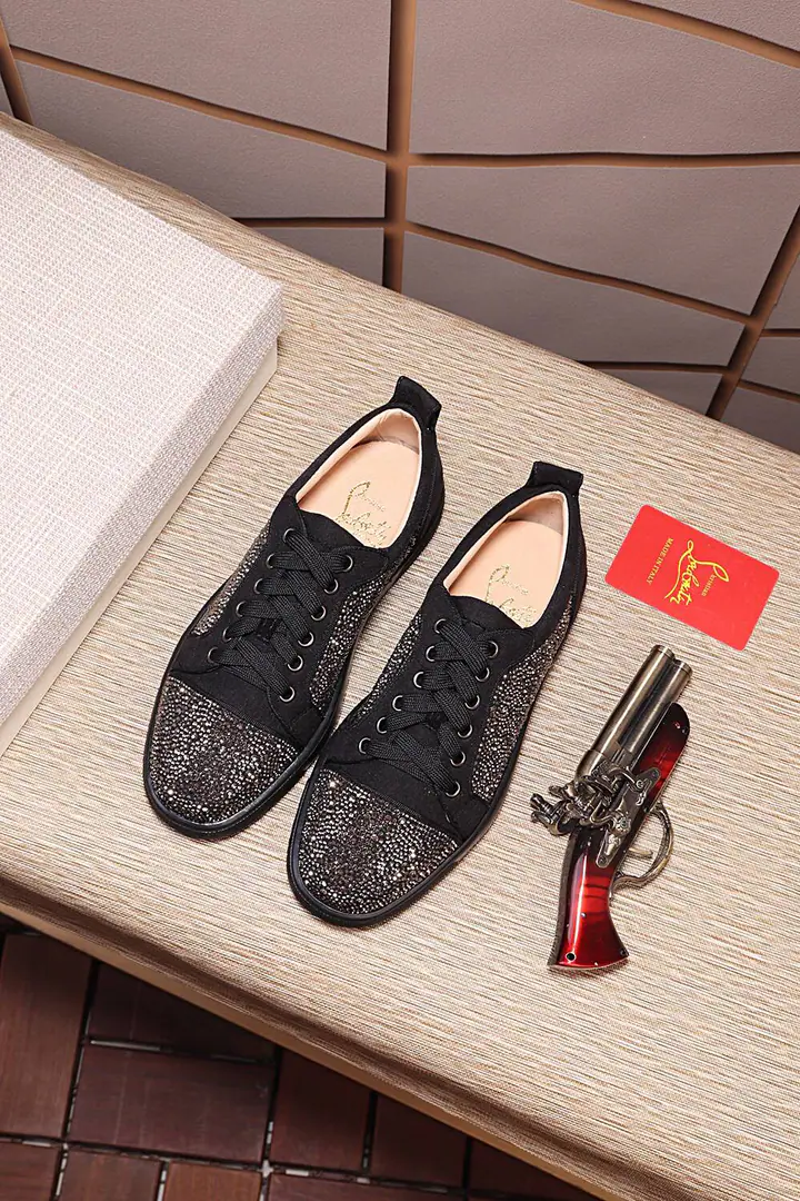 Get out of the factory.christian louboutin（CLRed bottom shoes.）The cabinet's hot-drill series., Couples' leisure shoes.📢 📢 📢 The exclusives are released.🎈🎈💪Active emulsion pad foot👻The finish line.[- You're so proud of yourself.]😝Women35-40#Men38#-46,Global supply😝 【Top】: The original imported skin-skin sandals., Top-level originals in the leather, Original OpentpuOtsumi!, Original1:1Details, Original shoes,, A lot of spot supplies.