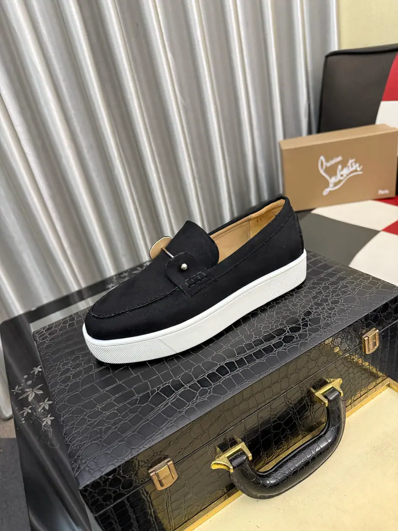 Get out of the factory.⌚️⌚️christian louboutin（CLRed bottom shoes.）Counter Series, Leisureboard shoes📢 📢 📢 The exclusives are released.🎈🎈💪Active emulsion pad foot👻The finish line.[- You're so proud of yourself.]😝The original import is really leather., Top-level originals in the leather, Original OpentpuOtsumi!, Original1:1Details, Original shoes,, Codes: 38- ️⃣Colour Optional
