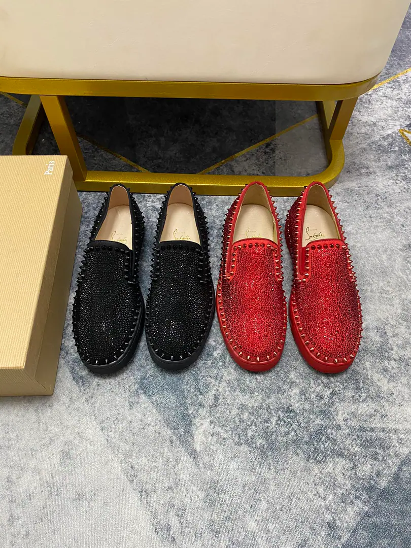 Get out of the factory.. christian louboutin（CLRed bottom shoes.）The cabinet's hot-drill series., Couples' leisure shoes.📢 📢 📢 The exclusives are released.🎈🎈💪Active emulsion pad foot👻The finish line.[- You're so proud of yourself.]😝Women35-40#Men38#-46,Global supply😝 【Top】: The original imported cow-shoes., Top-level originals in the leather, Original OpentpuOtsumi!, Original1:1Details, Original shoes,, A lot of spot supplies.