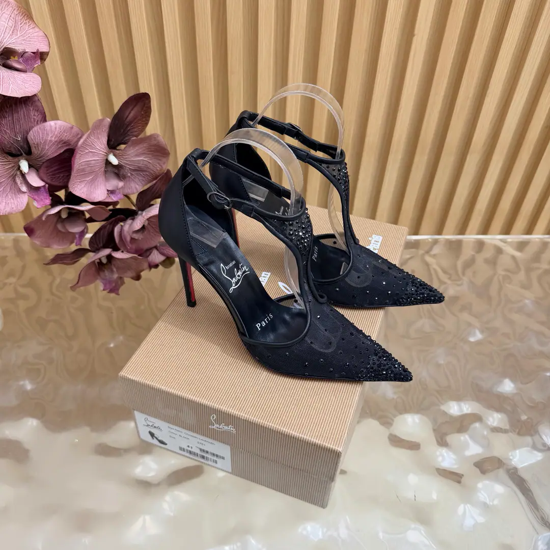 2026Spring and summer fashion show.💎High heels. CLThe red bottom forever.𝑦𝑦𝑑𝑠 𝐶ℎ𝑟𝑖𝑠𝑡𝑖𝑎𝑛 𝐿𝑜𝑢𝑏𝑜𝑢𝑡𝑖𝑛Red bottom heights. New red-dip ballet heels. There's nothing to say. It's a whole crazy thing.💋#A deadly temptation. Just tried it on the foot. Very well. Very well dressed. It's beautiful.#Red bottom shoes. - It's a very comfortable high heels. A woman's shoes must have a pair of red bottom shoes. Shoe.: The original net-cam is hot. Uchi.: Lamb skin. He's tall.: 10cm Mail packages: CLFull original package 35-42（40-42Custom）