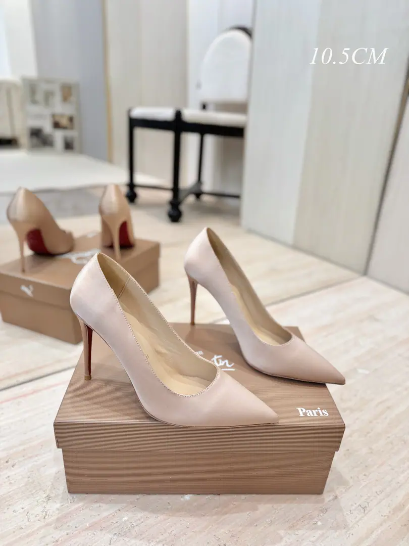 Plant price 𝐶ℎ𝑟𝑖𝑠𝑡𝑖𝑎𝑛 𝐿𝑜𝑢𝑏𝑜𝑢𝑡𝑖𝑛Red bottom heights and series.🍷🍷 It's silk shoes.（Classic.） The texture stubble is wearing the style of Baltha. It's a lot softer in the quality skin., You're a skinny man., Put on the length of the limara leg.～♪ The depths ♪, It's a good insight.! Walk, - Let's go.. Customized, ♪ The sculptor ♪ ♪ Shining the enchanted red bottom ♪, ♪ Write the fragrant romance ♪！ 【Material】 ✅Uchi.: In the sheep's skin. ✅Otsumi!: The original is really a big one. ✅Colours: 19Colour. Come to color the card. ✅Codes: 34-42 (34.40.41.42No re-election.） ✅He's tall.: 10.5cm ✅It's a flat level., 6.5-8.5cm