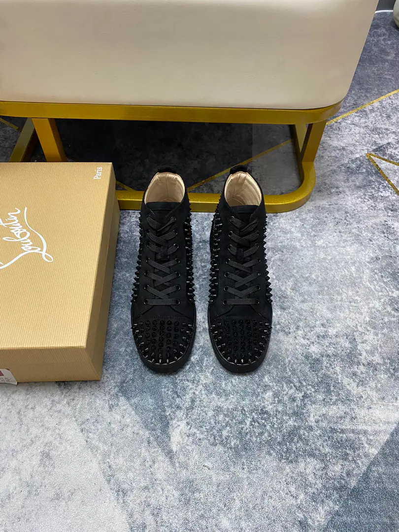 Get out of the factory.. christian louboutin（CLRed bottom shoes.）The cabinet's a nail-cracker series., Couples' leisure shoes.📢 📢 📢 The exclusives are released.🎈🎈💪Active emulsion pad foot👻The finish line.[- You're so proud of yourself.]😝Women35-40#Men38#-46,Global supply😝 【Top】: The original imported cow-shoes., Top-level originals in the leather, Original OpentpuOtsumi!, Original1:1Details, Original shoes,, A lot of spot supplies.