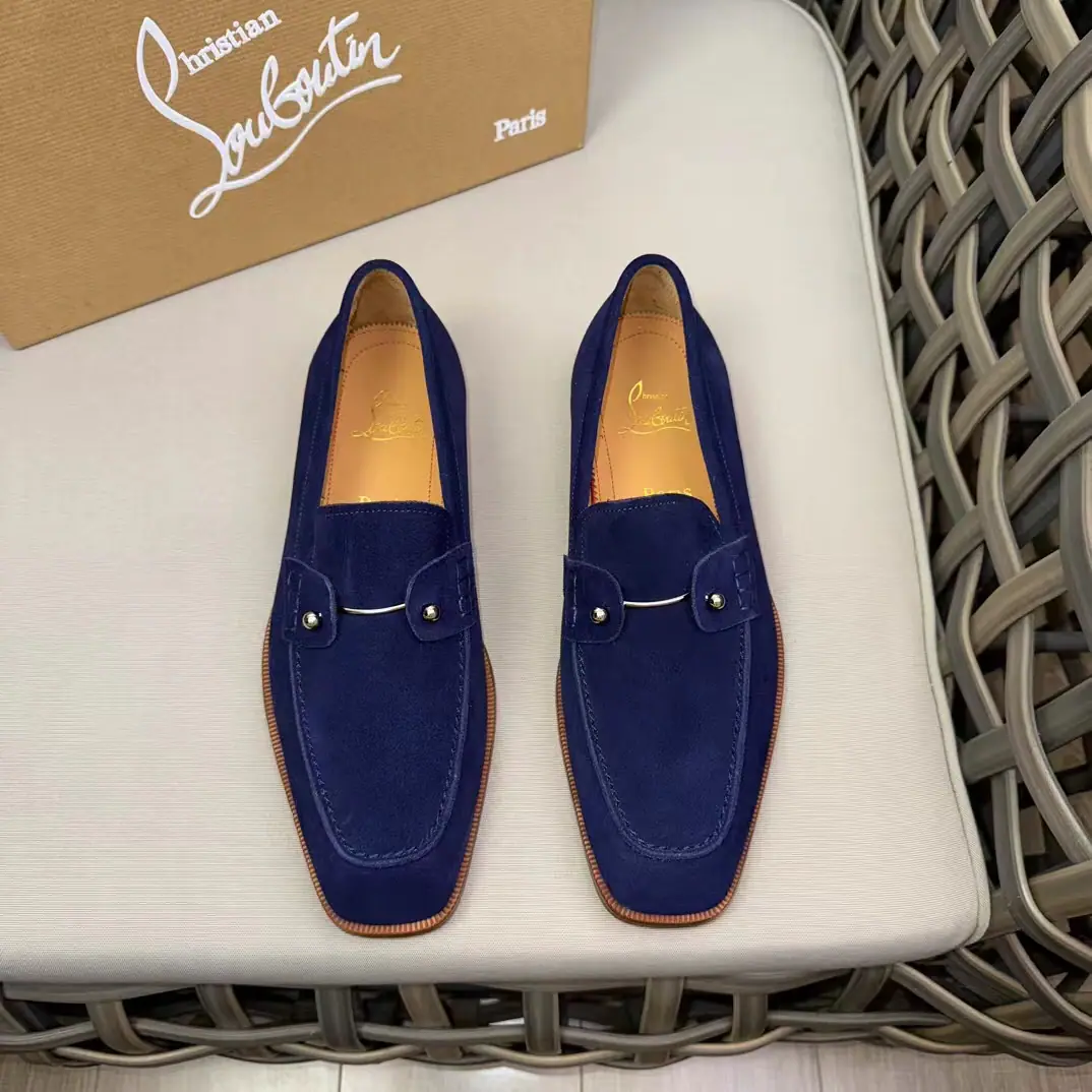 Christia*.Loubouti*🆑High-end man business leather shoes.｜Classic red shoes.｜Original import of head-level cattle skin｜Marked nail decoration｜In the skin of the watered cow.｜Italian imports of red cow skins｜High-end luxury｜It's a perfect interpretation of fashion., Sunshine., It's a style., It's for every occasion. Size: 39-44（38.45.46Do it.）