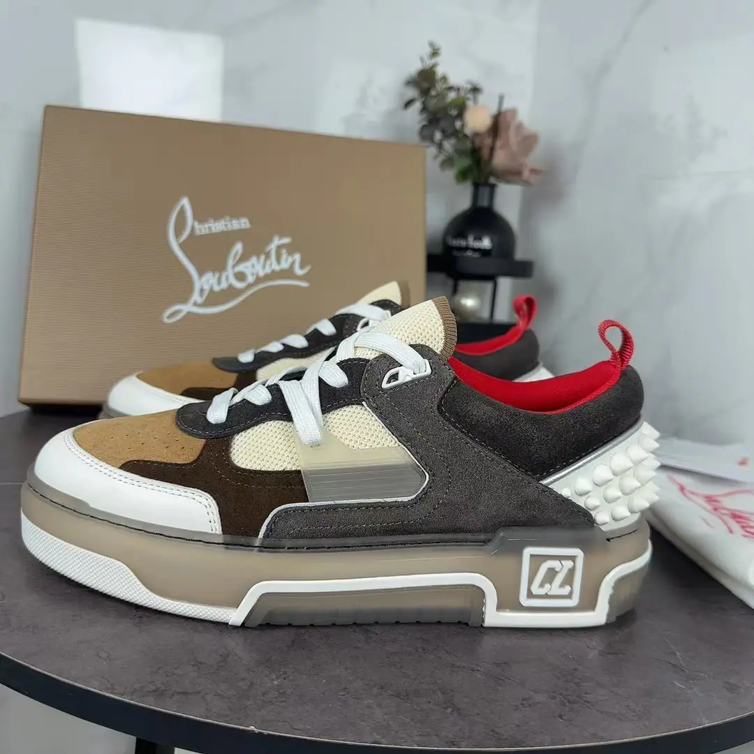 Plant CLRed bottom shoes. Top Original2023New paragraphChristian LouboutinThe latest show on red shoes. Dad's Shoes Series.͏ AutumnTThe show's a big deal. Shoe.: Head-decked cow skin./Goki!/Special materials+TPU- Styrofoam. Otsumi!: tpuOtsumi! Full packagesize: Women35-41 Men38-47