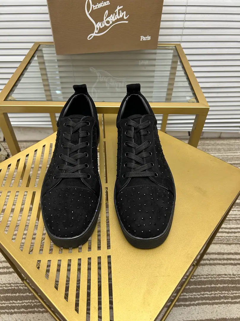 (Make a deal.)Get out of the factory.. christian louboutin（CLRed bottom shoes.）Counter Series, Couples' leisure shoes.📢 📢 📢 The exclusives are released.🎈🎈💪Active emulsion pad foot👻The finish line.[- You're so proud of yourself.]😝Women35-40#Men38#-46,Global supply😝 【Top】: The original import is really leather., Top-level originals in the leather, Original OpentpuOtsumi!, Original1:1Details, Original shoes,