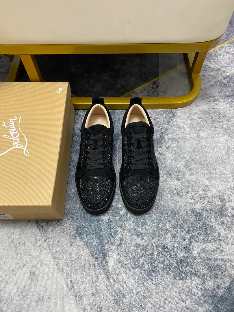 Get out of the factory.. christian louboutin（CLRed bottom shoes.）The cabinet's hot-drill series., Couples' leisure shoes.📢 📢 📢 The exclusives are released.🎈🎈💪Active emulsion pad foot👻The finish line.[- You're so proud of yourself.]😝Women35-40#Men38#-46,Global supply😝 【Top】: The original imported cow-shoes., Top-level originals in the leather, Original OpentpuOtsumi!, Original1:1Details, Original shoes,, A lot of spot supplies.