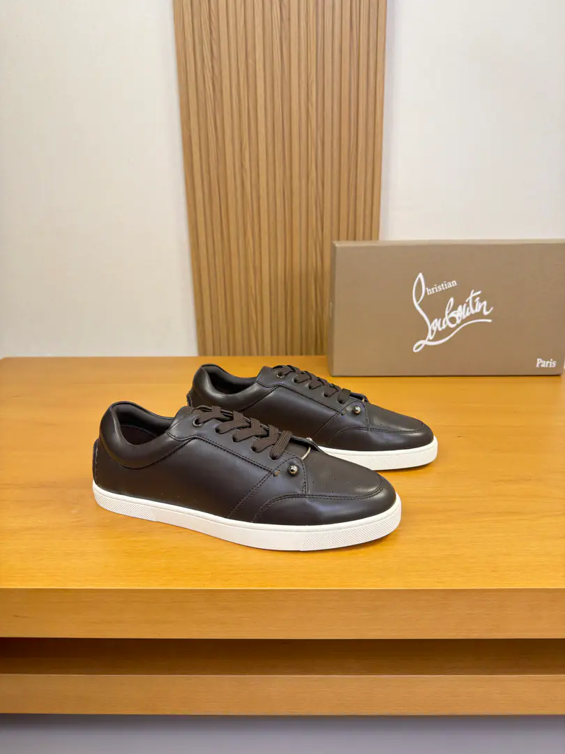 《Christian Louboutin》CLChristy. High-end quality Original List·Leisure sports shoes Shoe.: Original🔝Napa Skin., Back with the manual stitching of Mark's line., Brand Metal Button Decoration Uchi.: Water-tied cow skin. Otsumi!: It's so light.TPR·Rubber. Double-coloured base Super-high-quality control.·- I'm doing a little work.: Highlight(High-end·- How expensive.·Slot) Size: 39-44（38, 45, 46, Make a reservation.)·01462
