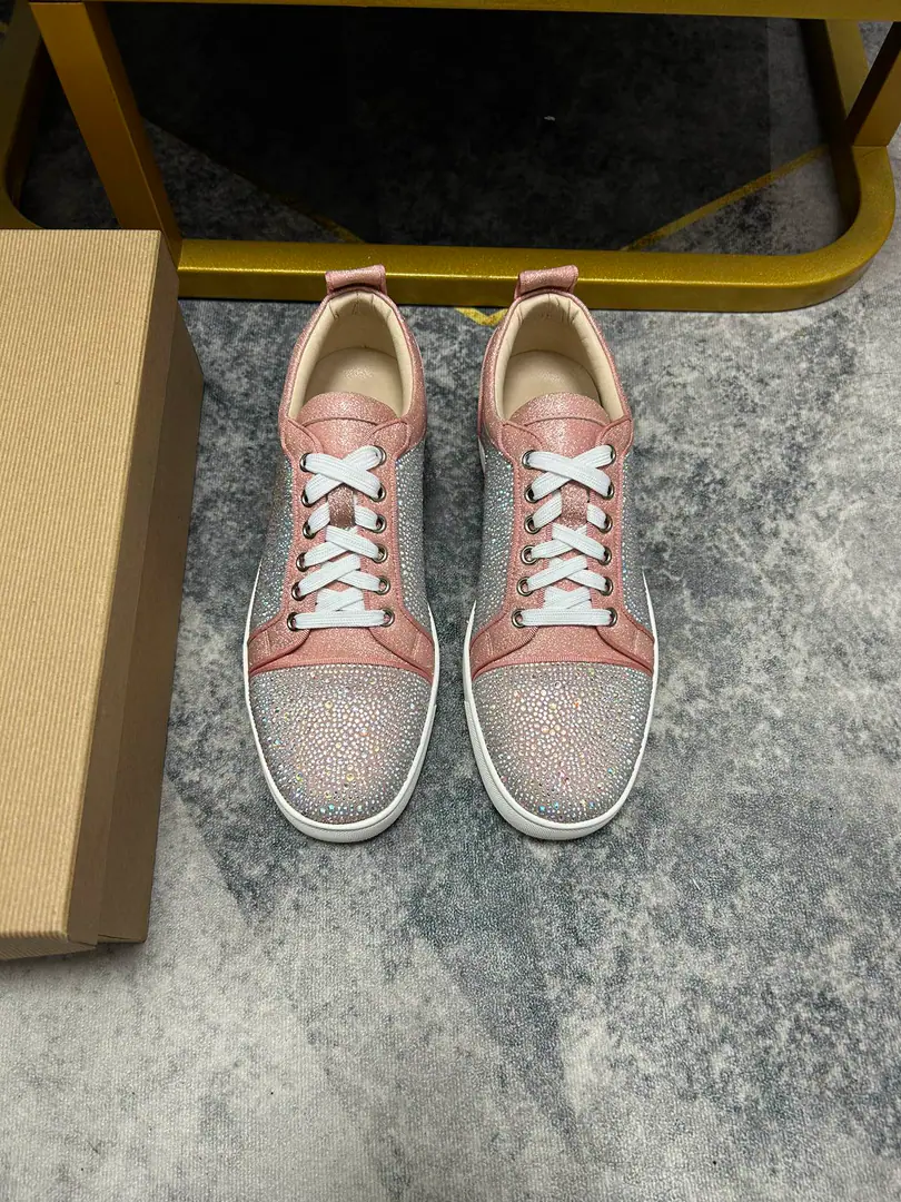 (Make a deal.)Get out of the factory.. christian louboutin（CLRed bottom shoes.）Counter Series, Couples' leisure shoes.📢 📢 📢 The exclusives are released.🎈🎈💪Active emulsion pad foot👻The finish line.[- You're so proud of yourself.]😝Women35-40#Men38#-46,Global supply😝 【Top】: The original import is really leather., Top-level originals in the leather, Original OpentpuOtsumi!, Original1:1Details, Original shoes,
