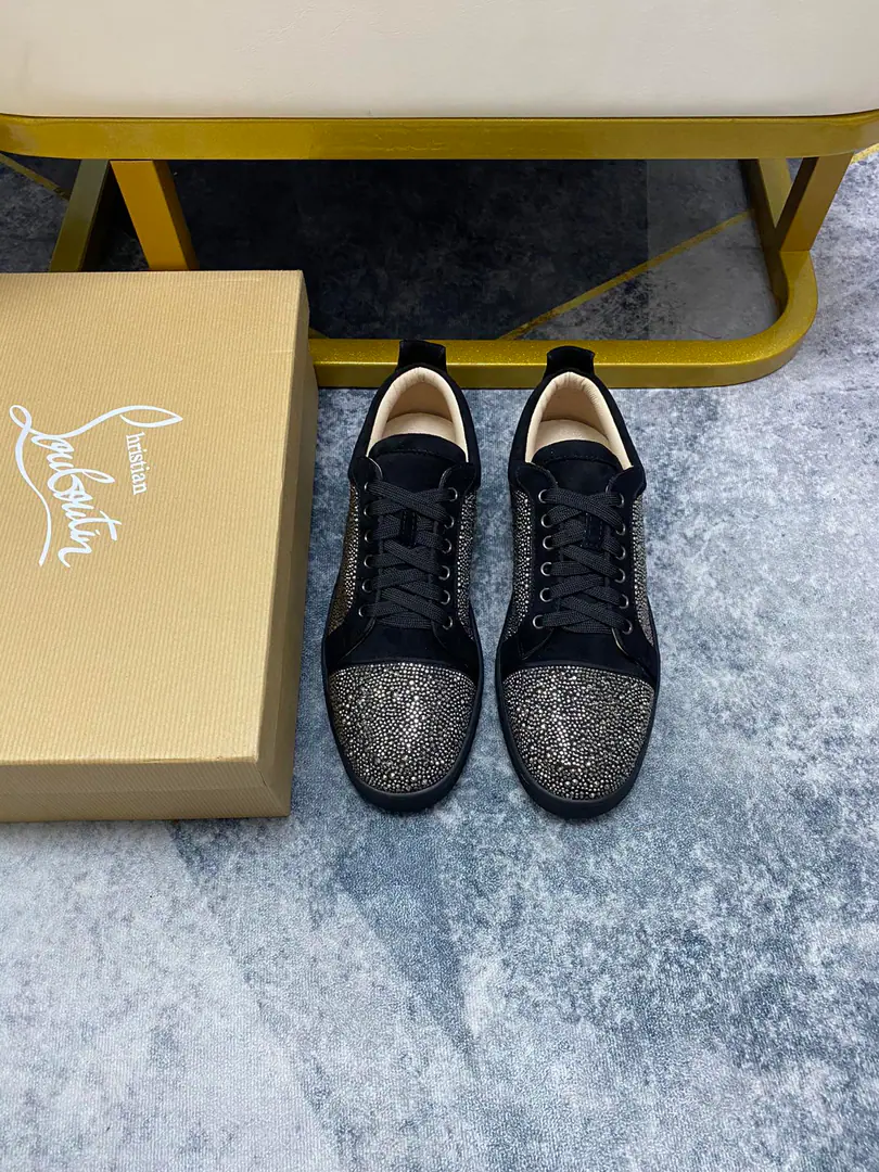 Get out of the factory.. christian louboutin（CLRed bottom shoes.）The cabinet's hot-drill series., Couples' leisure shoes.📢 📢 📢 The exclusives are released.🎈🎈💪Active emulsion pad foot👻The finish line.[- You're so proud of yourself.]😝Women35-40#Men38#-46,Global supply😝 【Top】: The original imported cow-shoes., Top-level originals in the leather, Original OpentpuOtsumi!, Original1:1Details, Original shoes,, A lot of spot supplies.