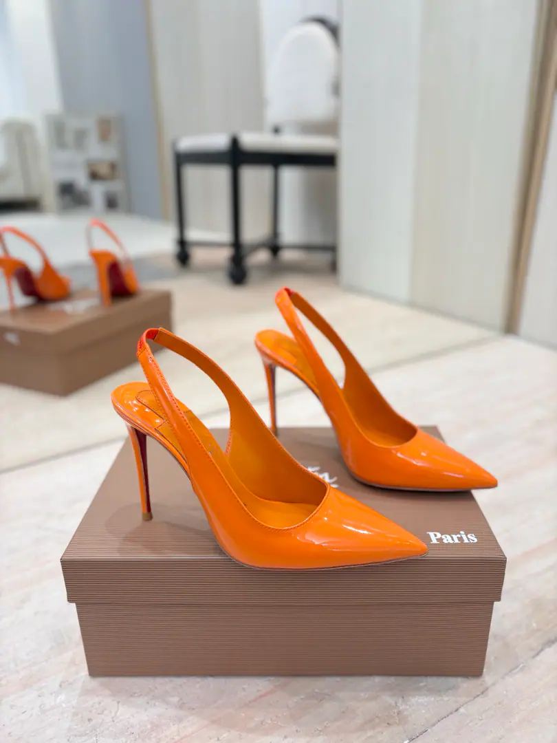 Plant price 𝐶ℎ𝑟𝑖𝑠𝑡𝑖𝑎𝑛 𝐿𝑜𝑢𝑏𝑜𝑢𝑡𝑖𝑛Red bottom heights and series.🍷🍷 The back empty sandals.（Classic.） The texture stubble is wearing the style of Baltha. It's a lot softer in the quality skin., You're a skinny man., Put on the length of the limara leg.～♪ The depths ♪, It's a good insight.! Walk, - Let's go.. Customized, ♪ The sculptor ♪ The bright face brings bright light.,. ♪ Shining the enchanted red bottom ♪, ♪ Write the fragrant romance ♪！ 【Material】 ✅Uchi.: In the sheep's skin. ✅Otsumi!: The original is really a big one. ✅Colours: 11Colour. Come to color the card. ✅Codes: 34-42 (34.40.41.42No re-election.） ✅He's tall.: 10.5cm