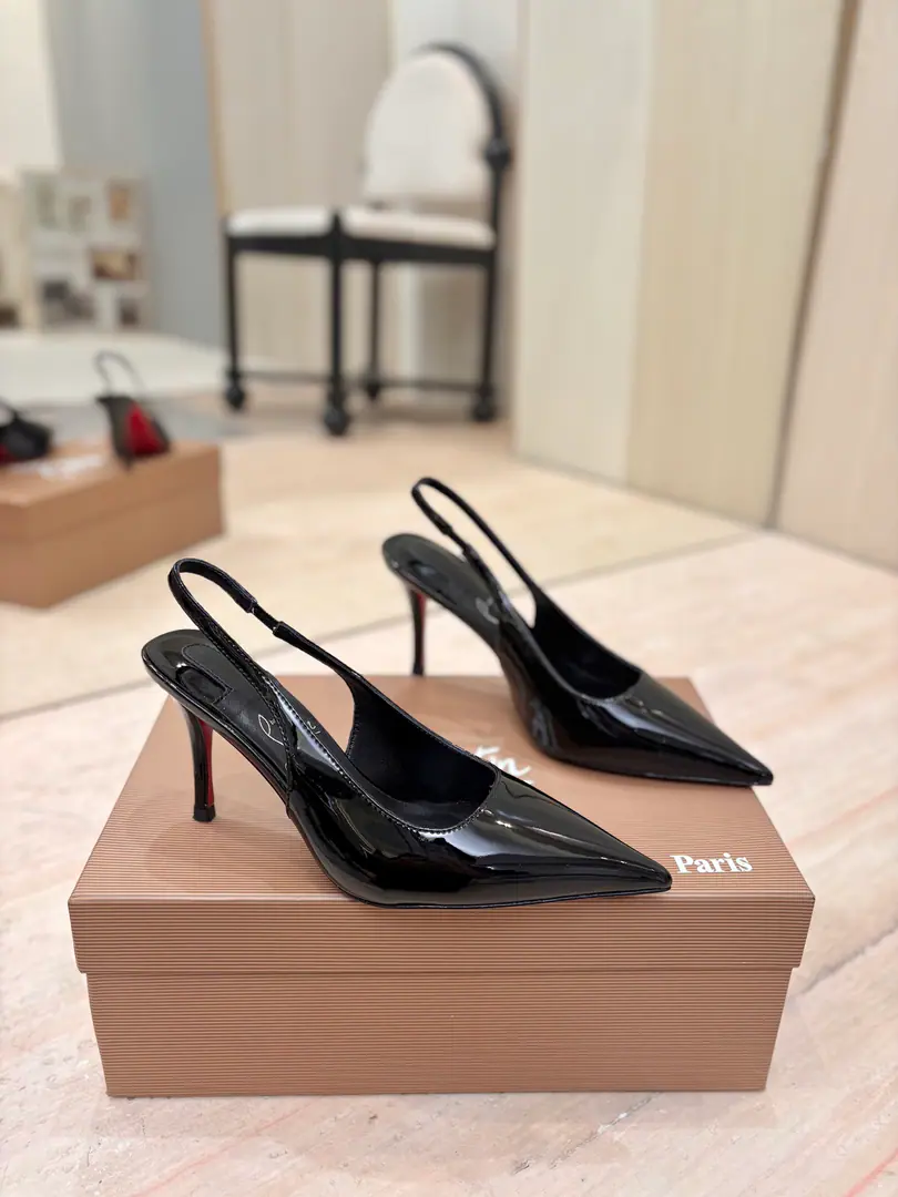 Plant price 𝐶ℎ𝑟𝑖𝑠𝑡𝑖𝑎𝑛 𝐿𝑜𝑢𝑏𝑜𝑢𝑡𝑖𝑛Red bottom heights and series.🍷🍷 The back empty sandals.（Classic.） The texture stubble is wearing the style of Baltha. It's a lot softer in the quality skin., You're a skinny man., Put on the length of the limara leg.～♪ The depths ♪, It's a good insight.! Walk, - Let's go.. Customized, ♪ The sculptor ♪ The bright face brings bright light.,. ♪ Shining the enchanted red bottom ♪, ♪ Write the fragrant romance ♪！ 【Material】 ✅Uchi.: In the sheep's skin. ✅Otsumi!: The original is really a big one. ✅Colours: 11Colour. Come to color the card. ✅Codes: 34-42 (34.40.41.42No re-election.） ✅He's tall.: 8.5cm