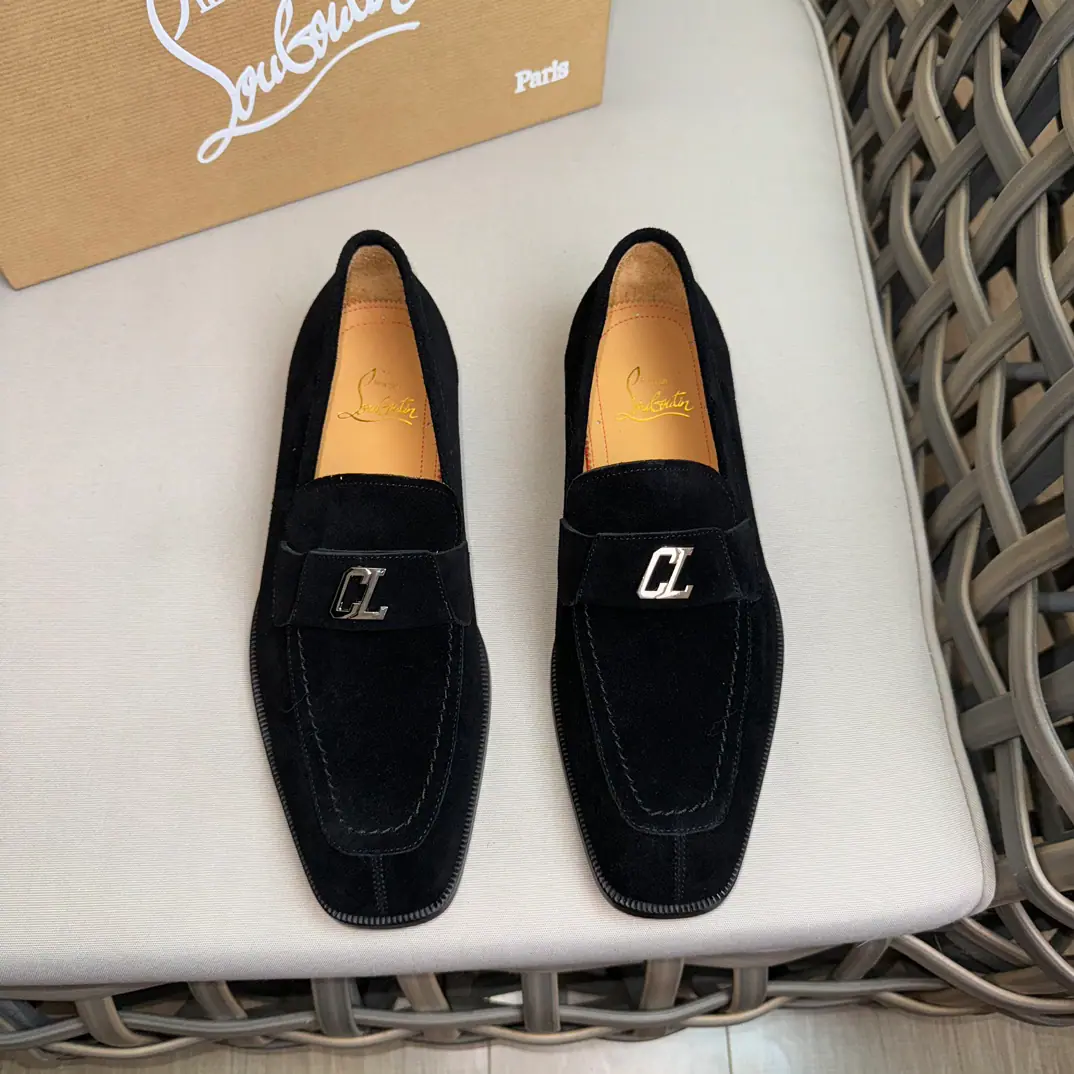 Christia*.Loubouti*🆑High-end man business leather shoes.｜Classic red shoes.｜Original import of head-level cattle skin｜Marked nail decoration｜In the skin of the watered cow.｜Italian imports of red cow skins｜High-end luxury｜It's a perfect interpretation of fashion., Sunshine., It's a style., It's for every occasion. Size: 39-44（38.45.46Do it.）