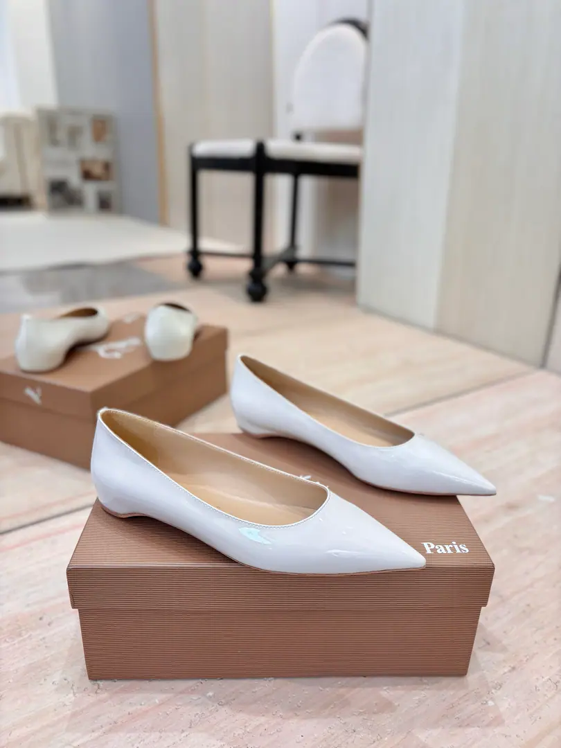 Plant price 𝐶ℎ𝑟𝑖𝑠𝑡𝑖𝑎𝑛 𝐿𝑜𝑢𝑏𝑜𝑢𝑡𝑖𝑛Red bottom heights and series.🍷🍷 Painted skin. Single shoes.（Classic.） The texture stubble is wearing the style of Baltha. It's a lot softer in the quality skin., You're a skinny man., Put on the length of the limara leg.～♪ The depths ♪, It's a good insight.! Walk, - Let's go.. Customized, ♪ The sculptor ♪ The bright face brings bright light.,. ♪ Shining the enchanted red bottom ♪, ♪ Write the fragrant romance ♪！ 【Material】 ✅Uchi.: In the sheep's skin. ✅Otsumi!: The original is really a big one. ✅Colours: 11Colour. Come to color the card. ✅Codes: 34-42 (34.40.41.42No re-election.） ✅He's tall.: Floor