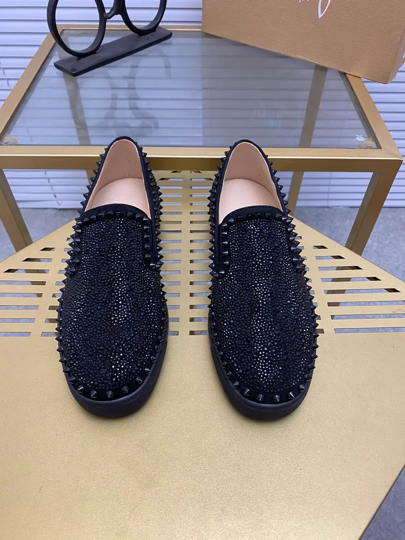 Get out of the factory.. christian louboutin（CLRed bottom shoes.）The cabinet nail series., The Ko-Boy's Leisure Shoes.📢 📢 📢 The exclusives are released.🎈🎈💪Active emulsion pad foot👻The finish line.[- You're so proud of yourself.]😝Women35-40#Men38#-46,Global supply😝 【Top】: The original imported cow-shoes., Top-level originals in the leather, Original OpentpuOtsumi!, Original1:1Details, Original shoes,, I'll bet you'll be fine with the bulk of the cash.