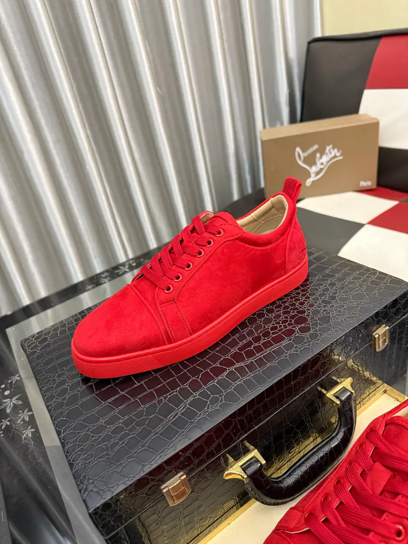 Get out of the factory.⌚️⌚️christian louboutin（CLRed bottom shoes.）Counter Series, Leisureboard shoes📢 📢 📢 The exclusives are released.🎈🎈💪Active emulsion pad foot👻The finish line.[- You're so proud of yourself.]😝The original import is really leather., Top-level originals in the leather, Original OpentpuOtsumi!, Original1:1Details, Original shoes,, Codes: 38-44